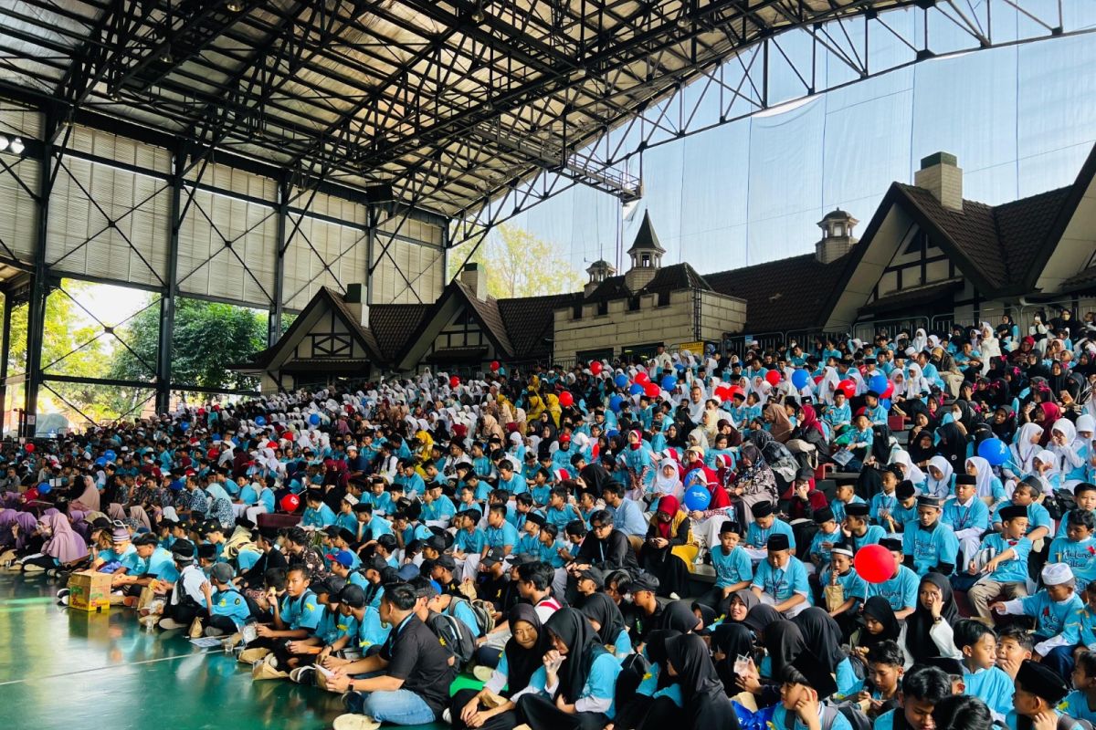 Ancol ajak 1.300 anak yatim jajal wahana Dufan rayakan HUT ke-39