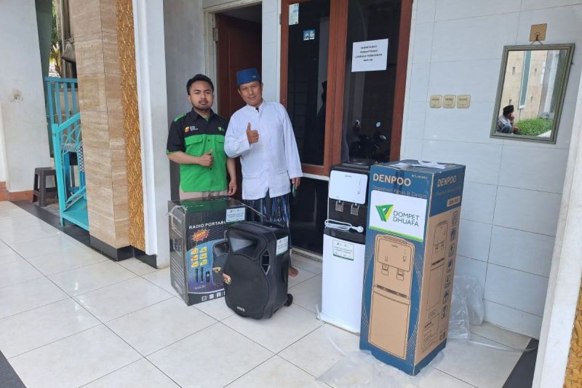 LPM Dompet Dhuafa salurkan dispenser dan sound portable untuk masjid di Jabodetabek