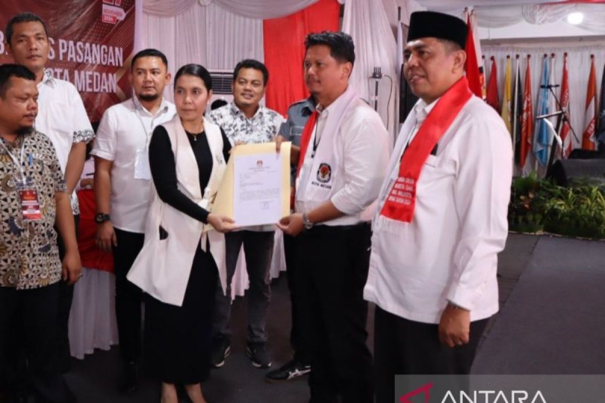 KPU Medan terima pendaftaran Paslon Ridha Dharmajaya- Abdul Rani