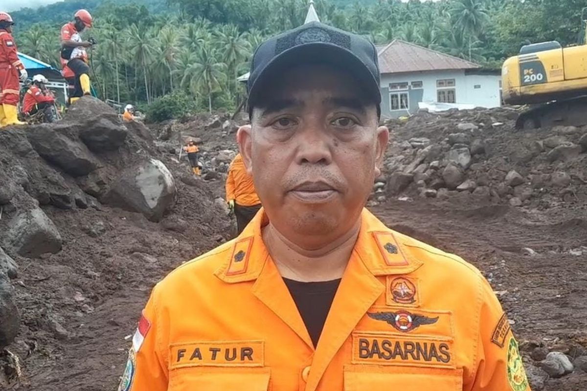 Tim SAR gabungan  kembali lanjutkan pencarian korban banjir Ternate