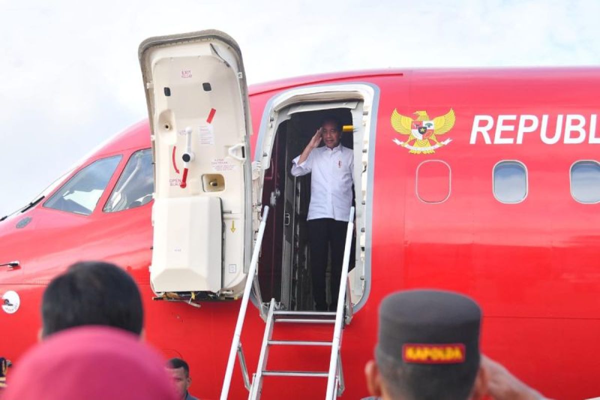 President Jokowi to accompany Pope Francis during his Indonesia visit