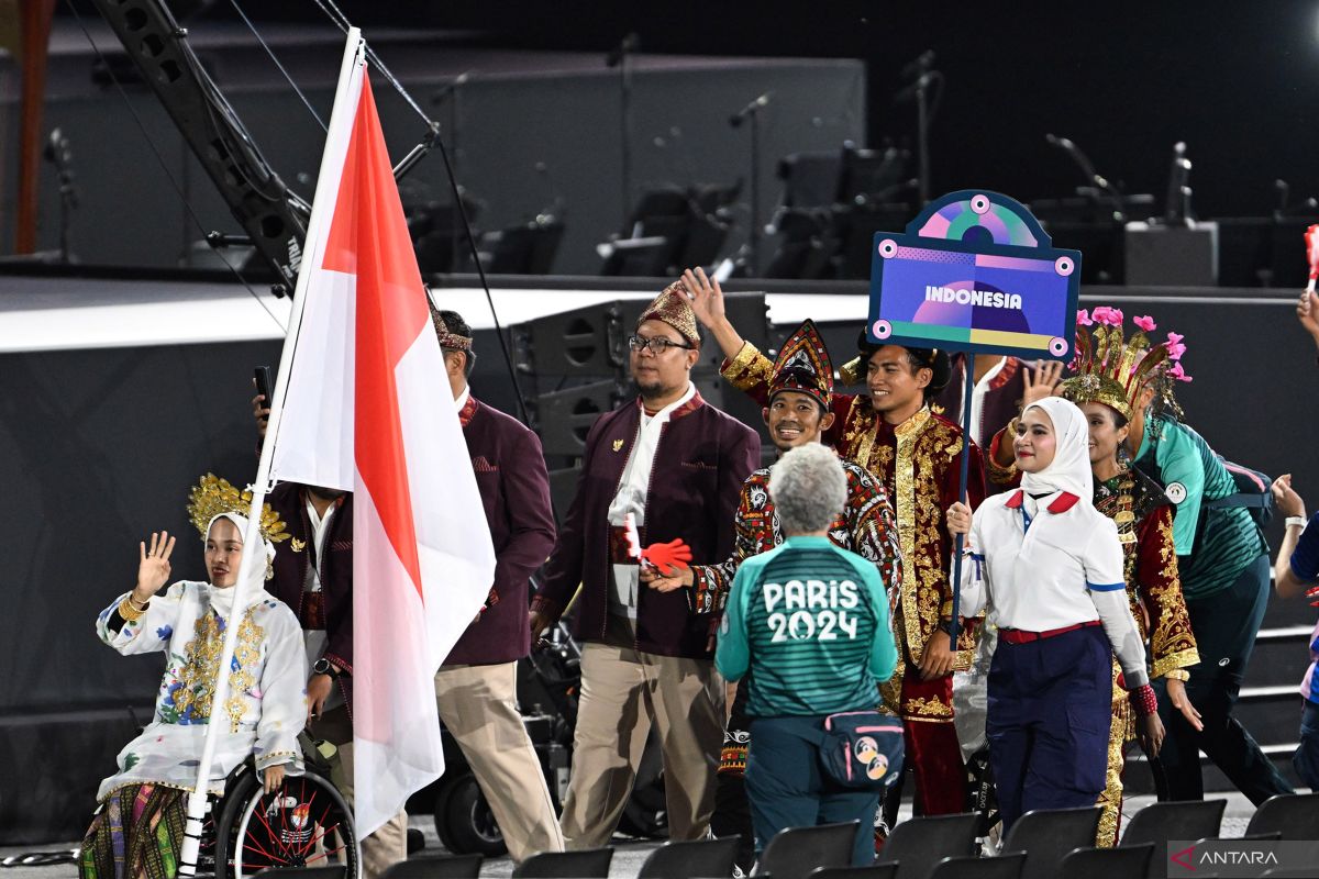 Paris Paralympics: Indonesian athletes shine in in traditional attire