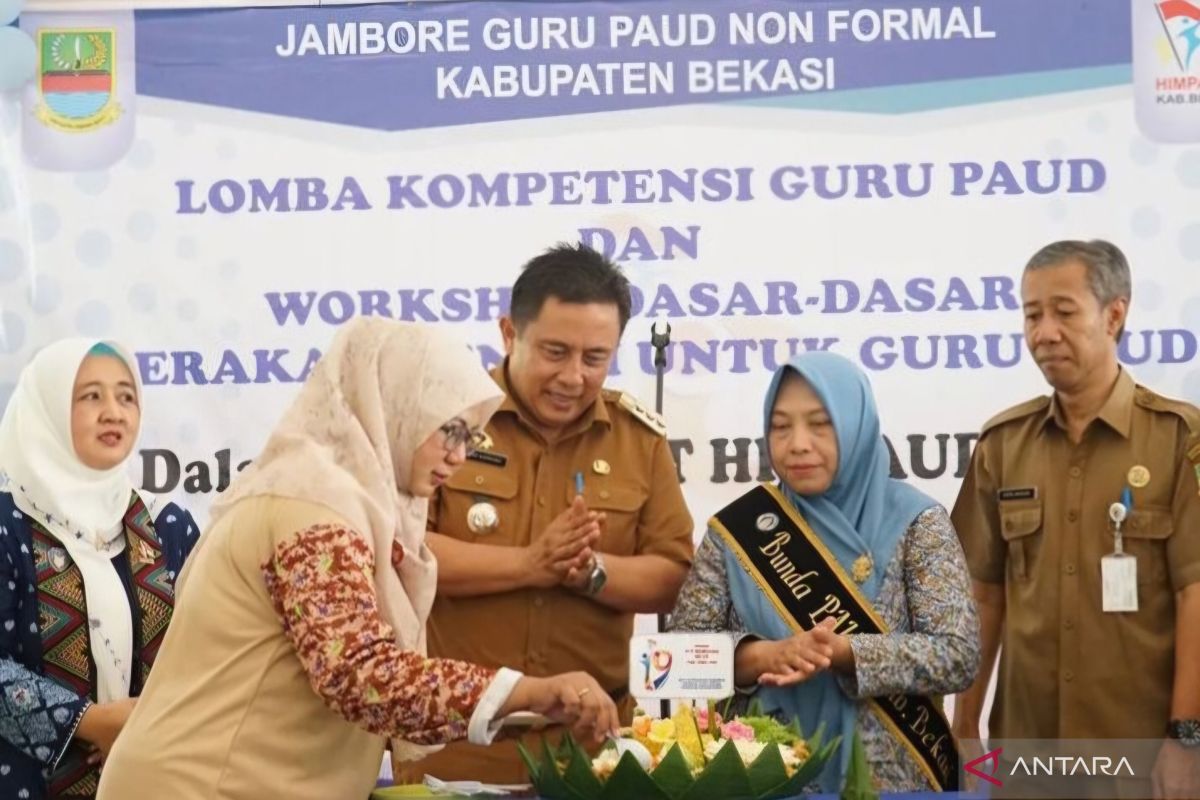 Pemkab Bekasi tingkatkan kompetensi guru PAUD untuk cetak generasi unggul