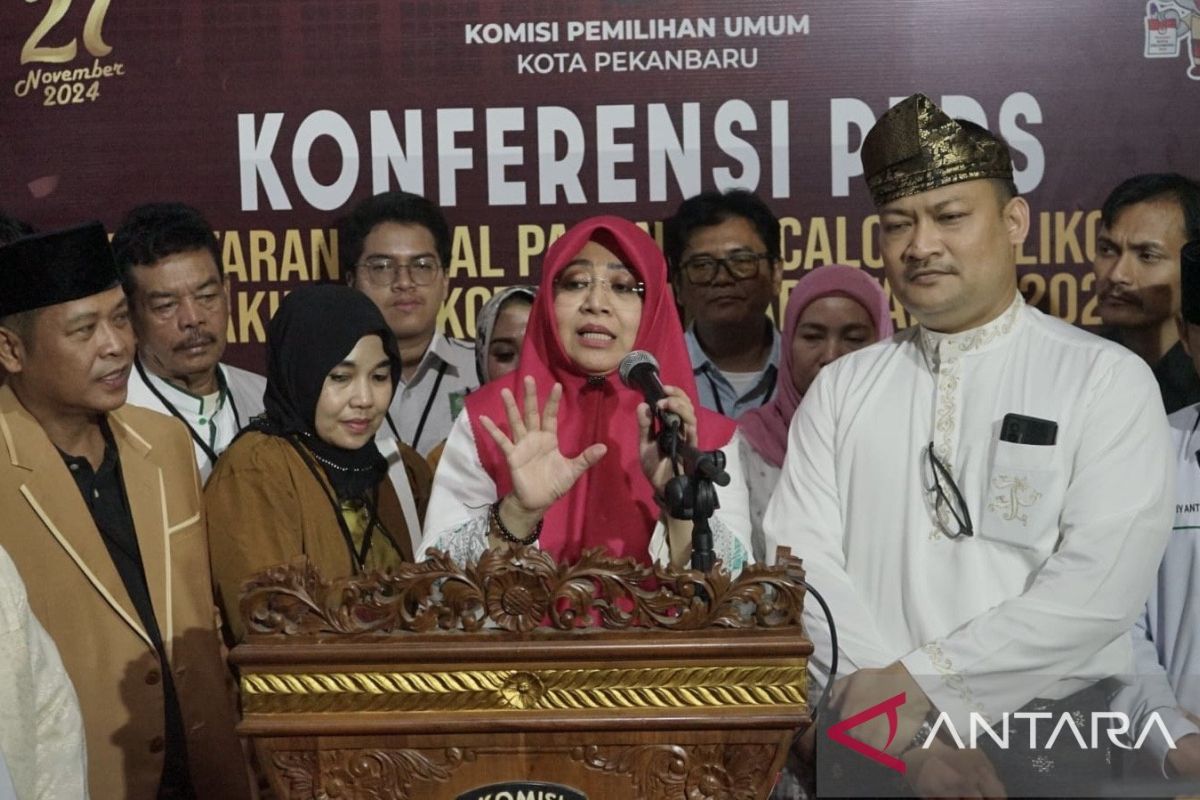 Daftar KPU jelang pergantian hari, Intsiawati-Taufiq optimis perbaiki Pekanbaru