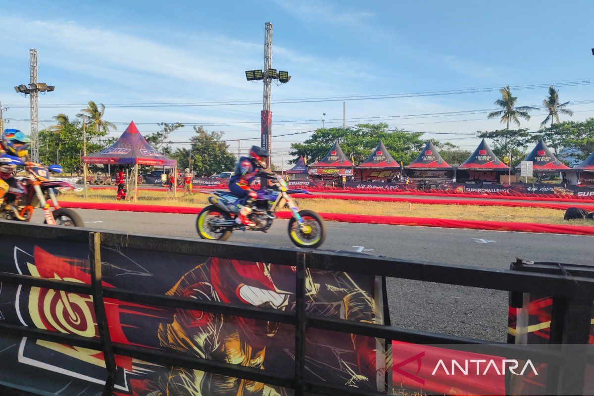 57 pembalap  berlaga di Supermoto Boyolali