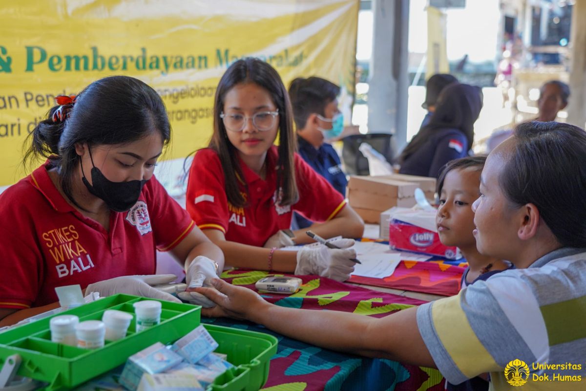 UI berikan layanan kesehatan di Desa Adat Geriana Kauh Bali