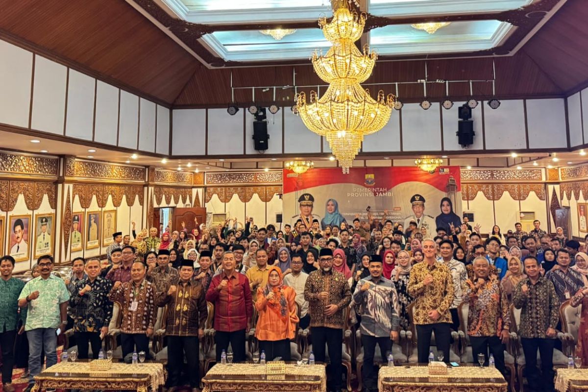 Sekdaprov Jambi buka "entrepreneurship award" LLDIKTI Wilayah X Ke-VIII 2024