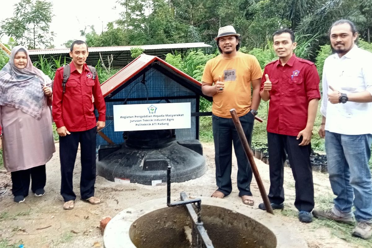 Pemurnian gas metan di lereng Gunung Marapi, sukses hasilkan biogas berkualitas