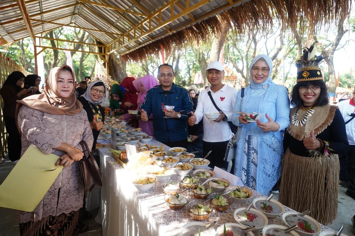 Pemkot Madiun dan Komunitas Kain Kebaya gelar Festival Bubur Nusantara