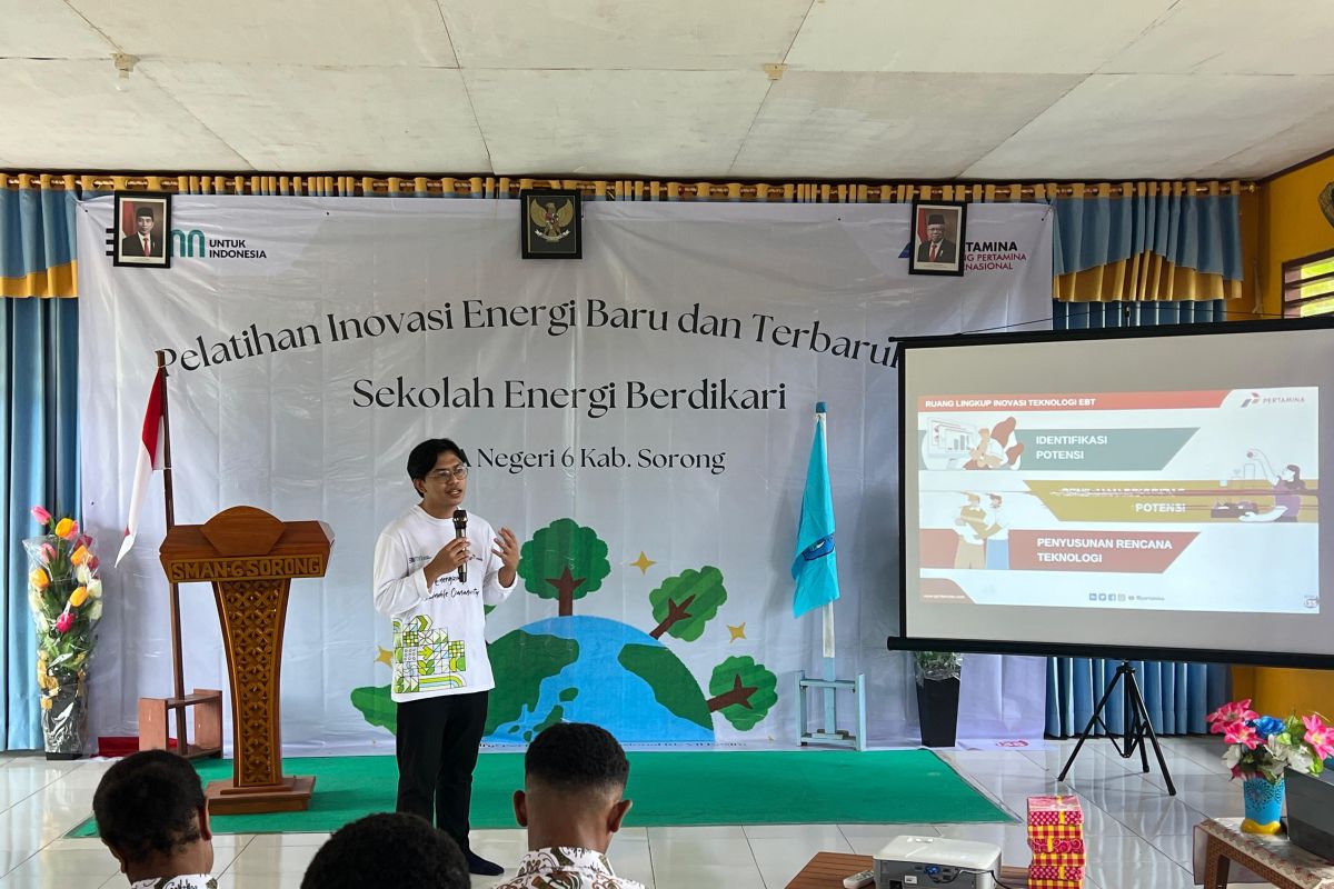 Pertamina edukasi pelajar SMAN 6 Sorong tentang energi baru terbarukan