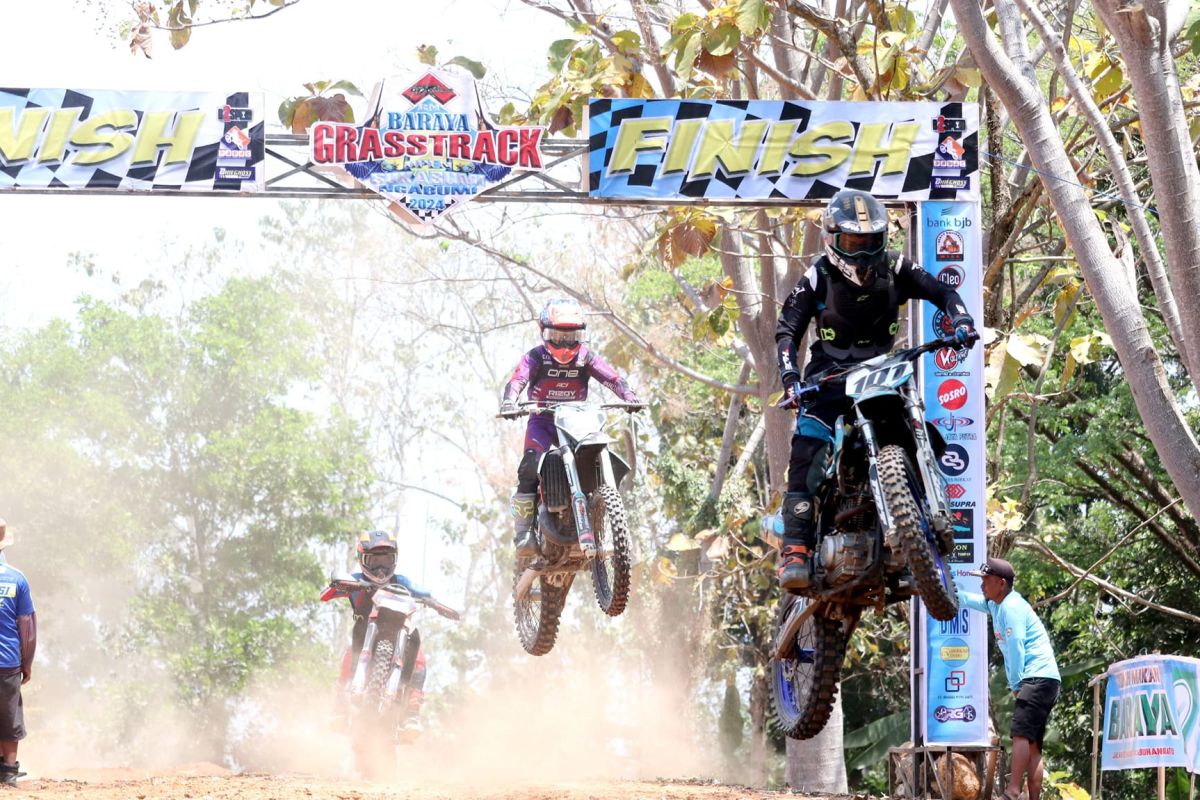 Kejuaraan Grasstrack mendukung pariwisata dan UMKM Sukabumi