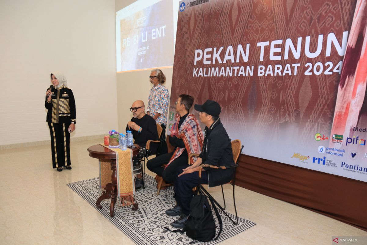 Dekranasda Kalbar kembangkan potensi wastra - fesyen lokal