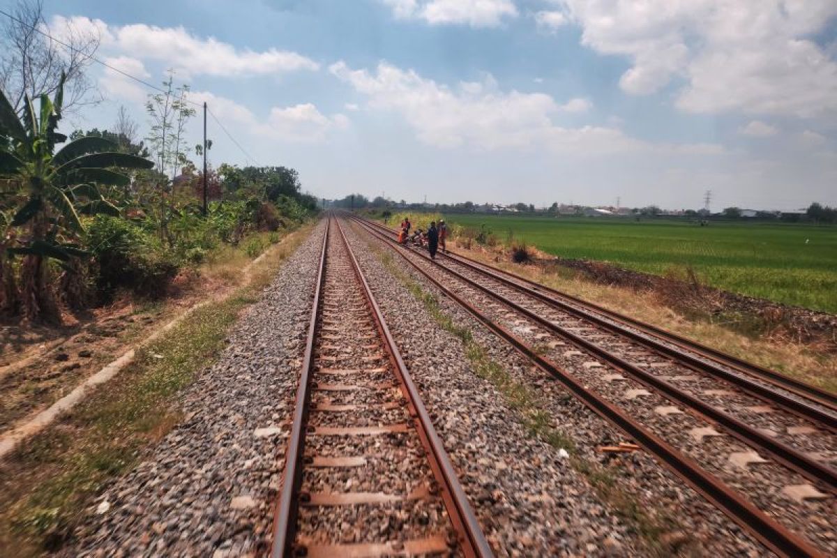 KAI tindak tegas pencuri penambat rel