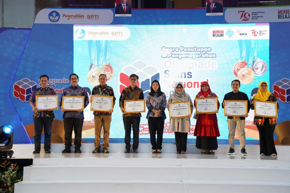 BINUS University tuan rumah olimpiade sains nasional bidang informatika