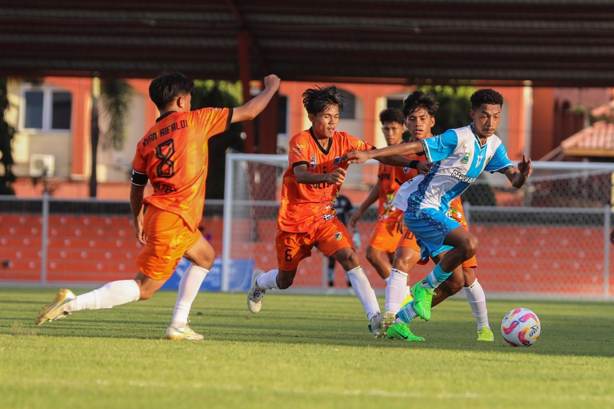 Laga perdana sepakbola, Papua Barat dan Sulteng berakhir 1-1