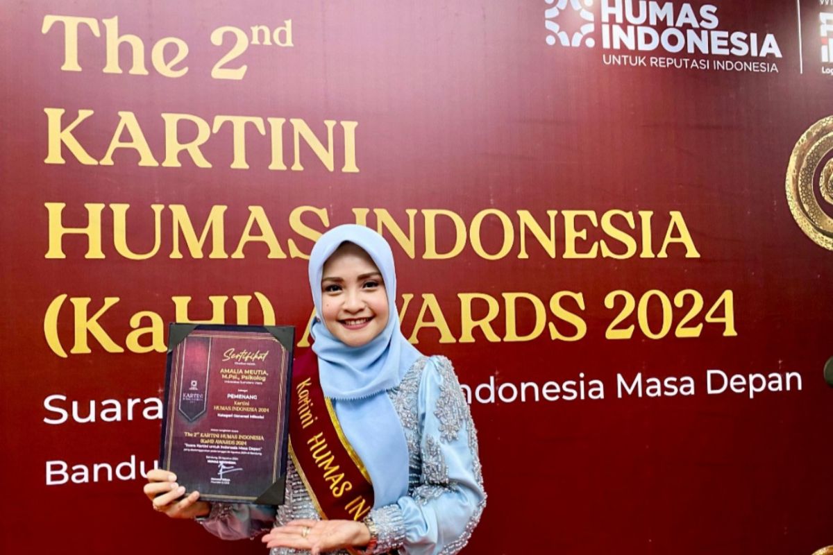 Kepala Humas USU raih penghargaan Kartini Humas Indonesia 2024