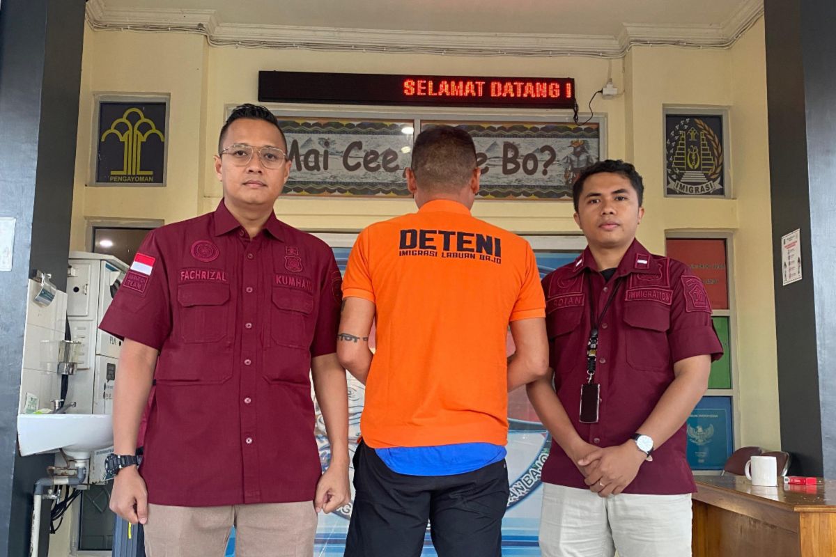 Ganggu ketertiban umum, Imigrasi Labuan Bajo deportasi WNA asal Malaysia