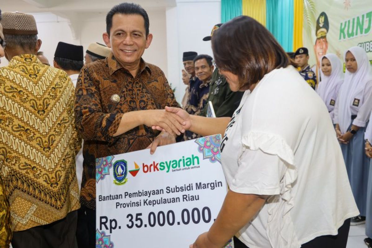 Pemprov Kepri salurkan bantuan senilai Rp10 miliar ke Kecamatan Moro