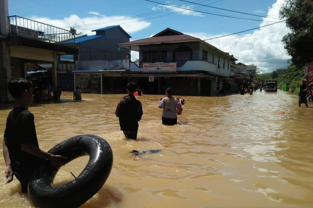 BPBD Kalbar identifikasi penyebab banjir di 3 kabupaten