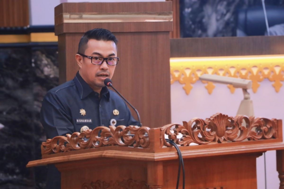 Pemkot Pekanbaru sampaikan RAPBD Perubahan 2024 sebesar Rp3,3 triliun