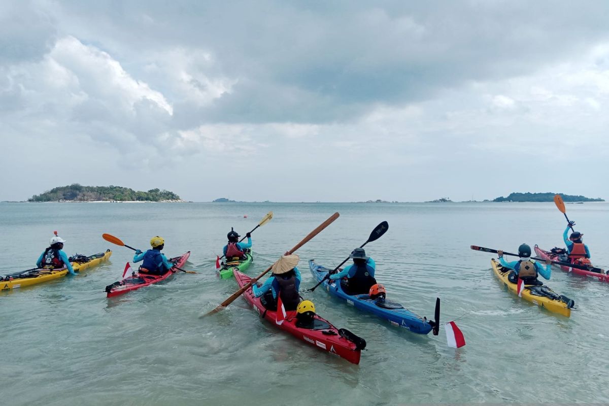 Tim DJN dikawal Denjaka saat ekspedisi di Belitung antisipasi buaya