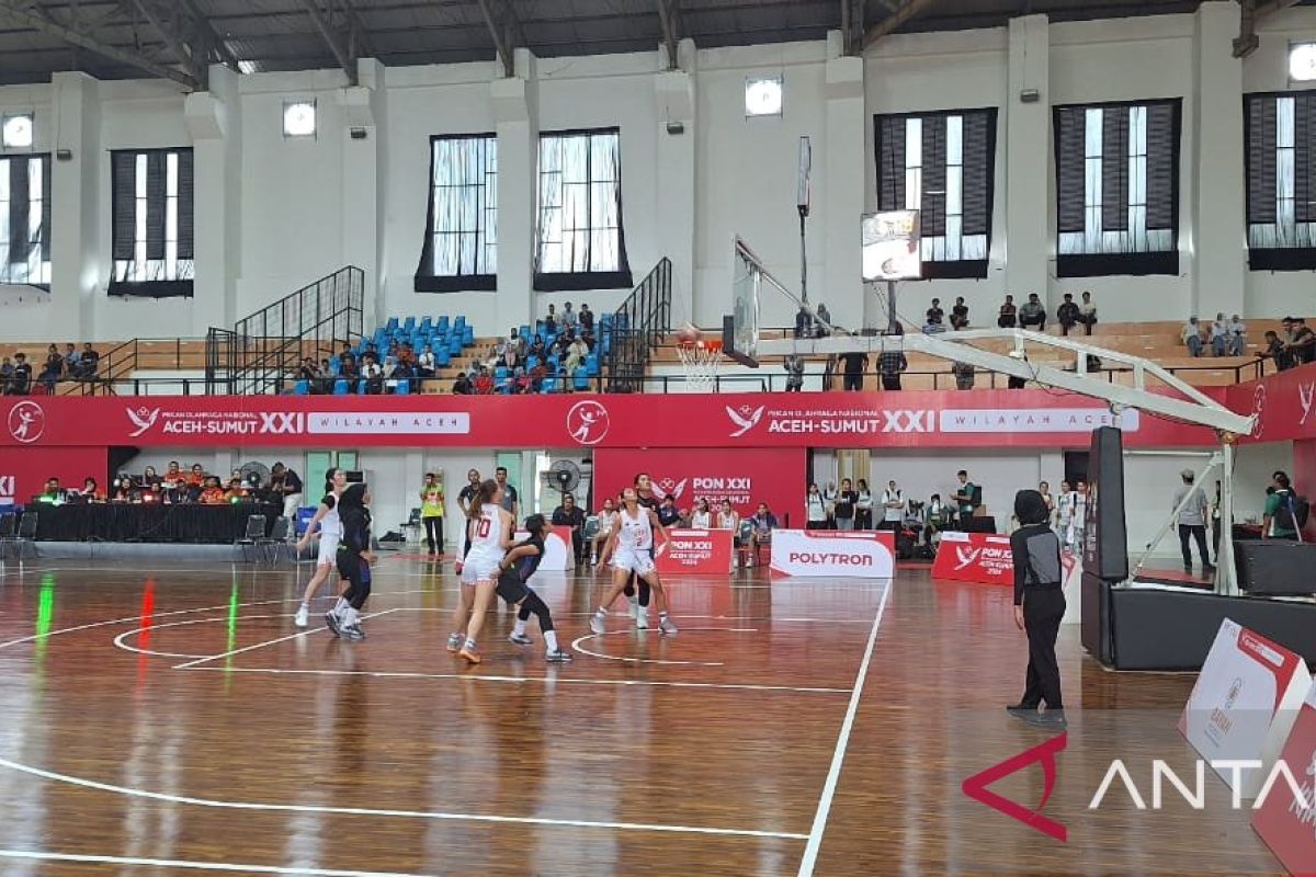 Basket - Tim putri Sumut petik kemenangan perdana usai bungkam Aceh