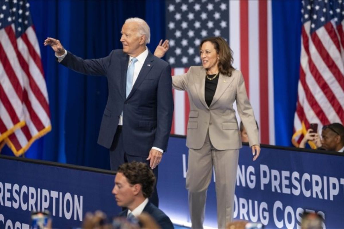 Biden, Harris berjanji mendukung serikat pekerja