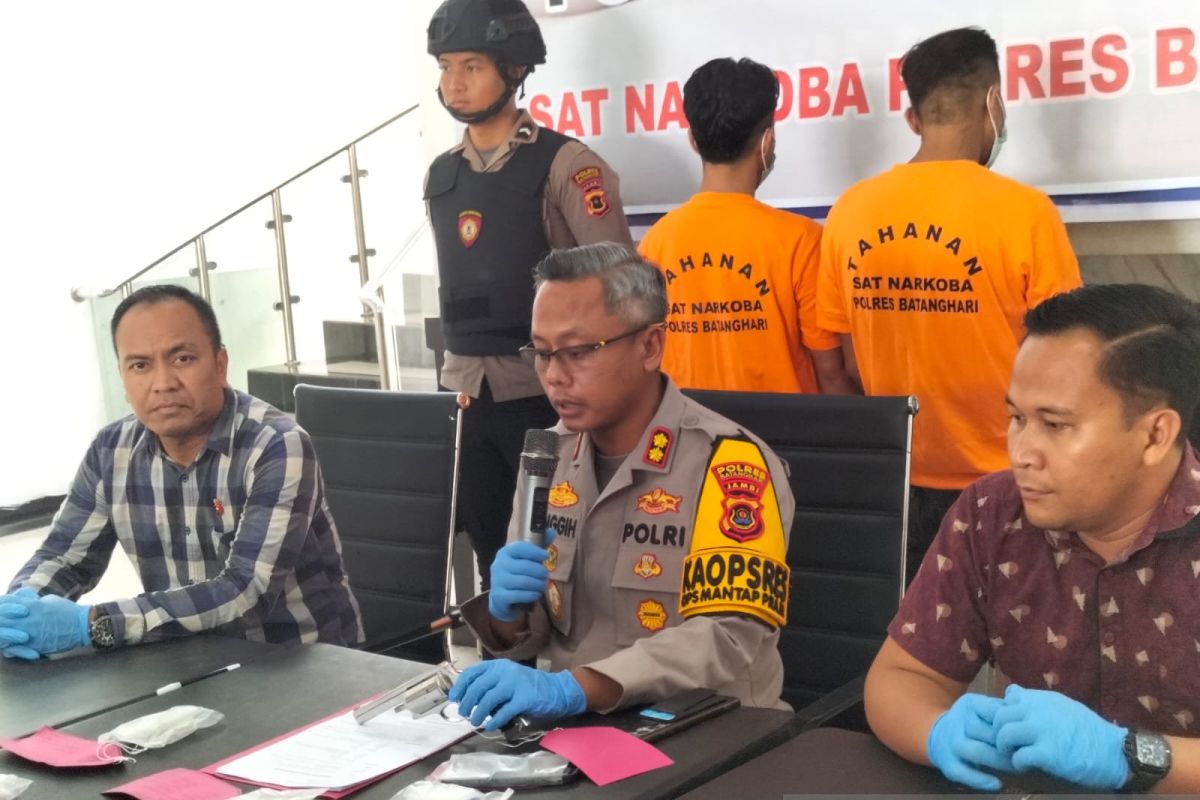 Polres Batanghari tangkap dua tersangka pengedar narkoba