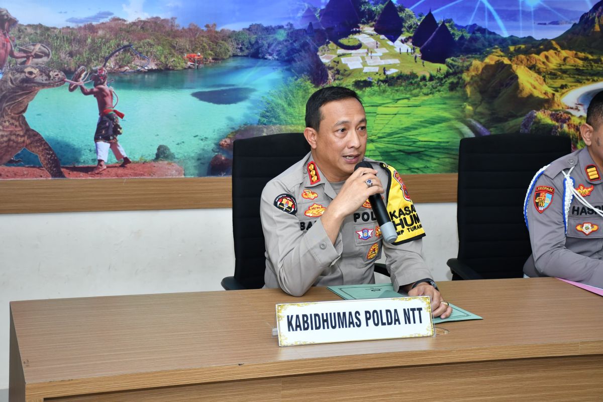 Polda NTT intensifkan patroli medsos cegah gangguan keamanan di Pilkada 2024