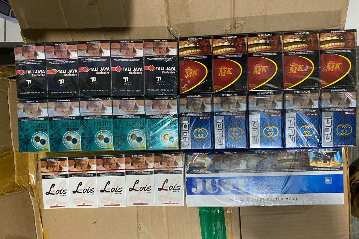 Bea Cukai Surakarta Menindak 570.400 Batang Rokok Ilegal Bernilai 400 Juta Rupiah