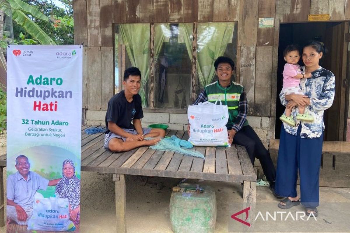 Penghasilan tak tetap, nelayan Desa Gosong Panjang terima bantuan PT Adaro