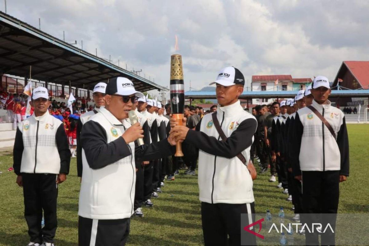 Sambut kirab api PON Aceh-Sumut,  Pj Bupati Dimposma : 26 atlet Taput ikut bertanding