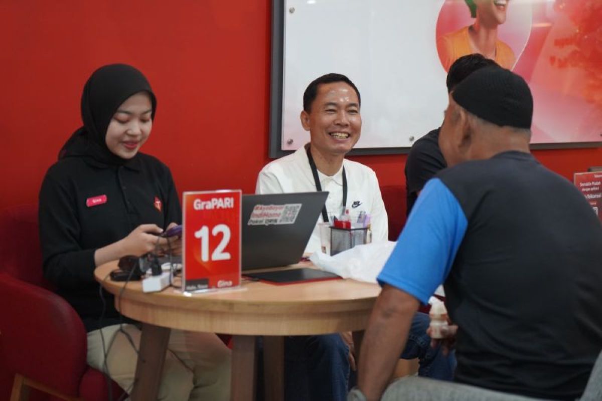 Telkomsel rayakan Hari Pelanggan Nasional dengan semangat tanpa henti melayani dari hati