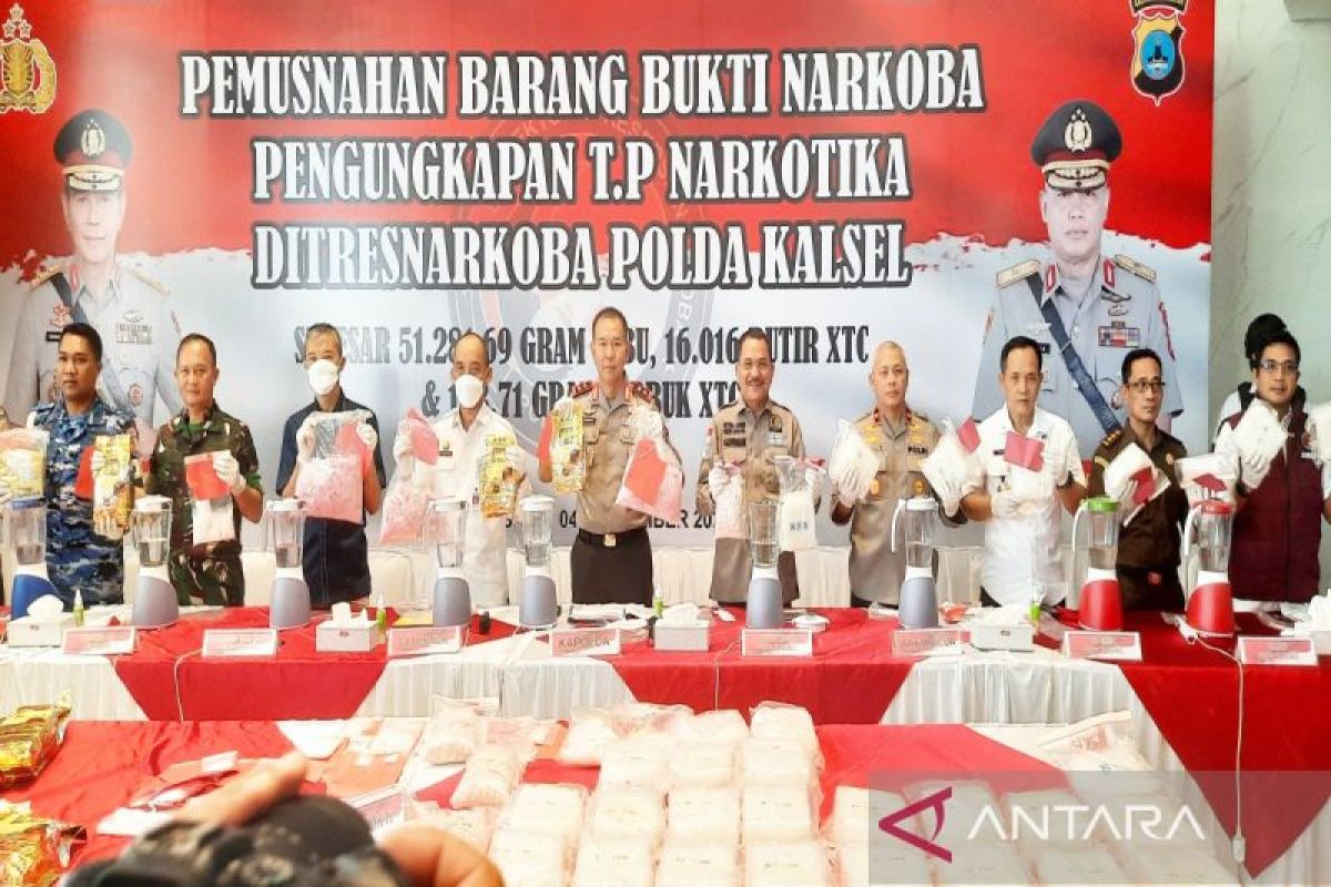 Polda Kalsel musnahkan 51,28 kilogram sabu-sabu jaringan internasional