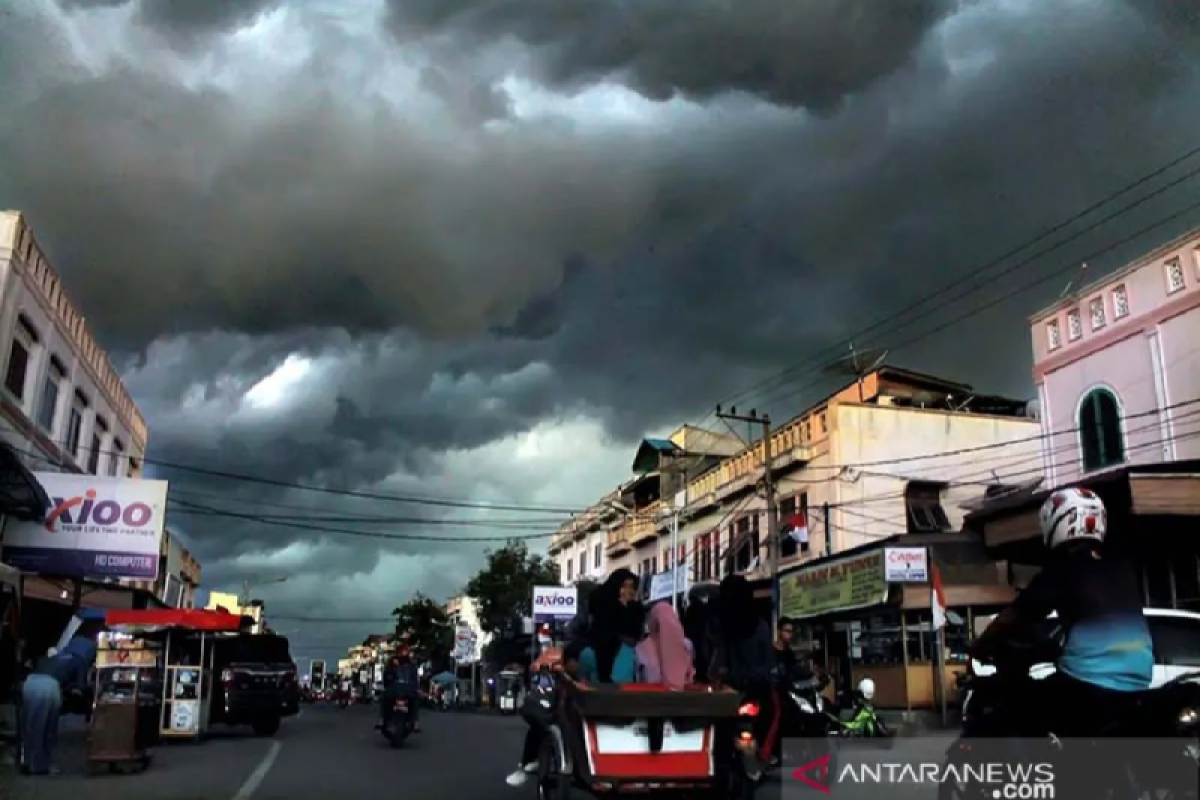 BMKG: Aceh berpotensi dilanda hujan petir hingga angin kencang