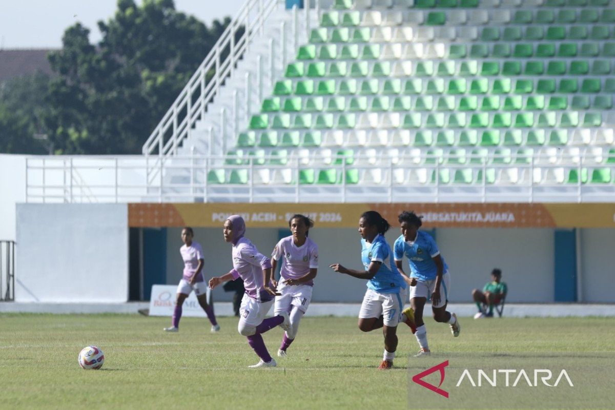 Sepak bola putri Sumut takluk dari Jabar 1-3