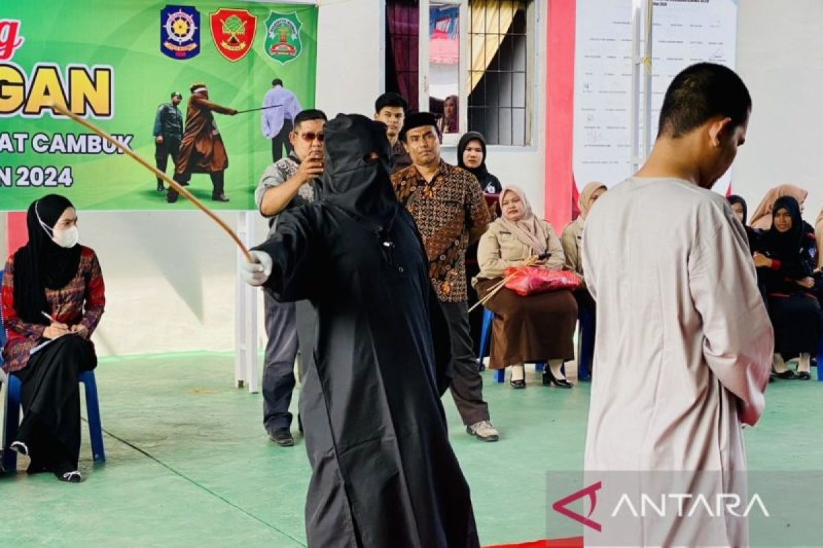 Sembilan terpidana judi online di Aceh Barat dihukum cambuk, begini harapan jaksa