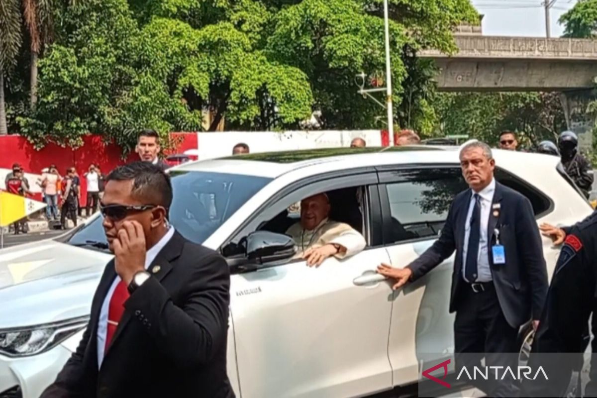 Sekolah di Jakpus belajar dari rumah dukung kelancaran kunjungan Paus