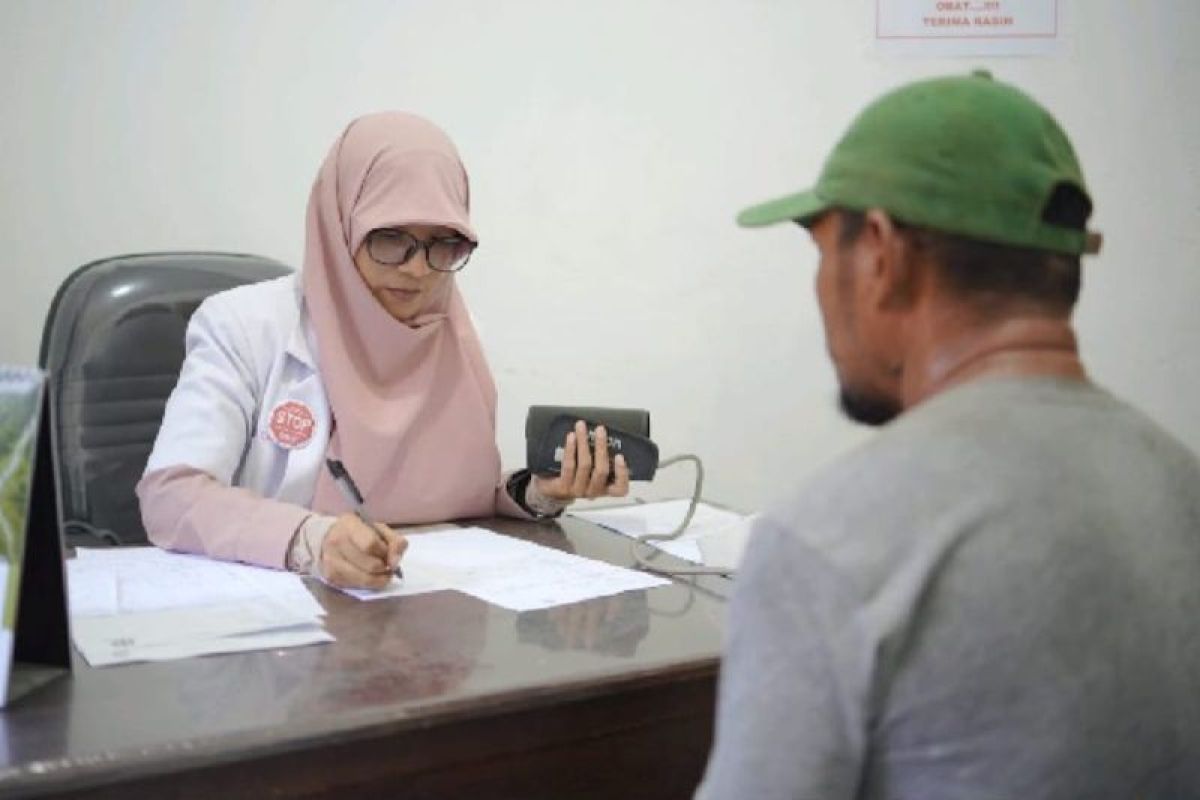 Klinik PT GMM sediakan layanan berobat gratis bagi masyarakat sekitar