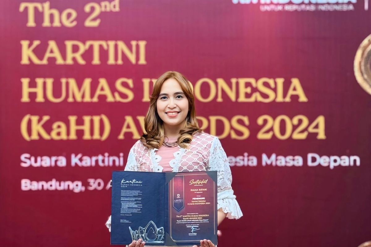 Humas Pegadaian Raih Penghargaan Kartini Sahabat Humas Indonesia