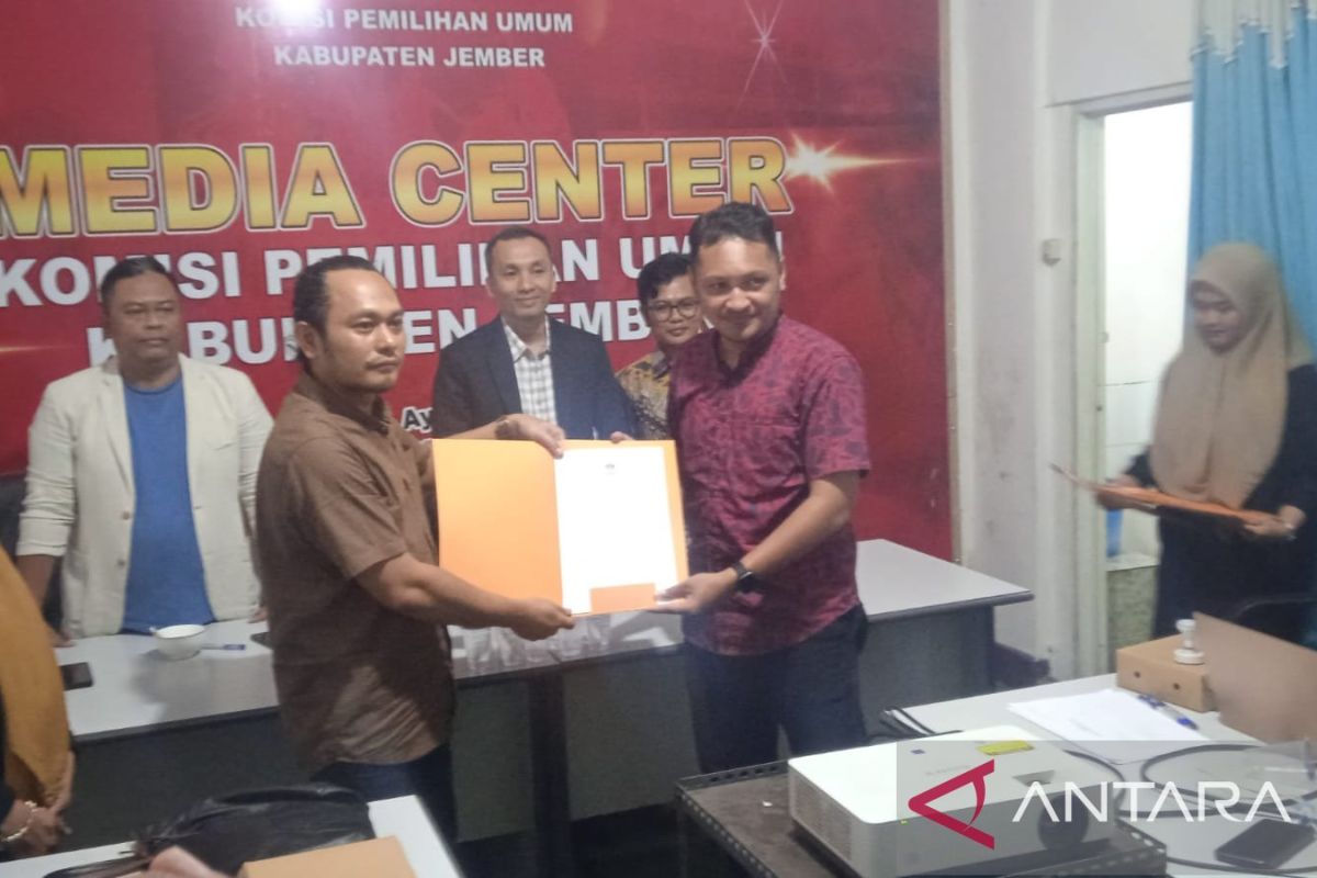 KPU Jember: Berkas administrasi dua pasangan calon belum lengkap