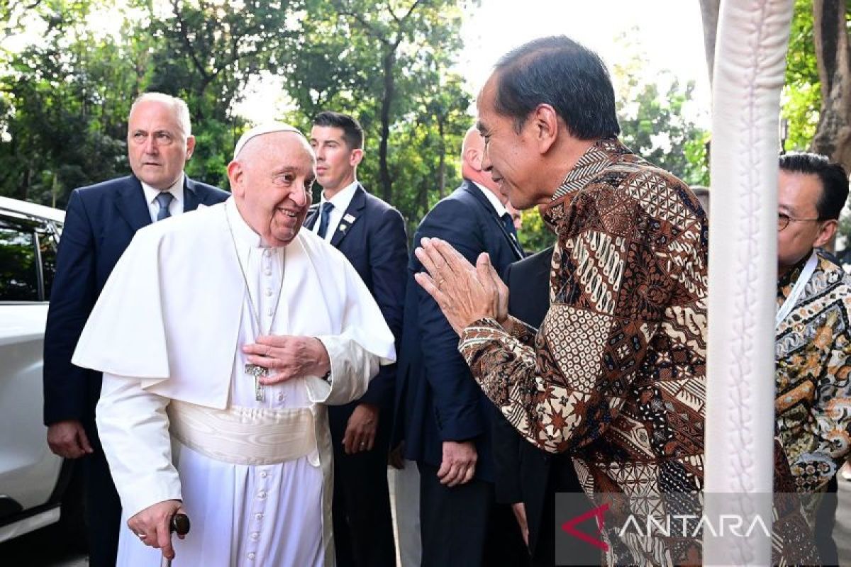 Jokowi: Indonesia sambut Paus dengan rasa hormat dan sukacita