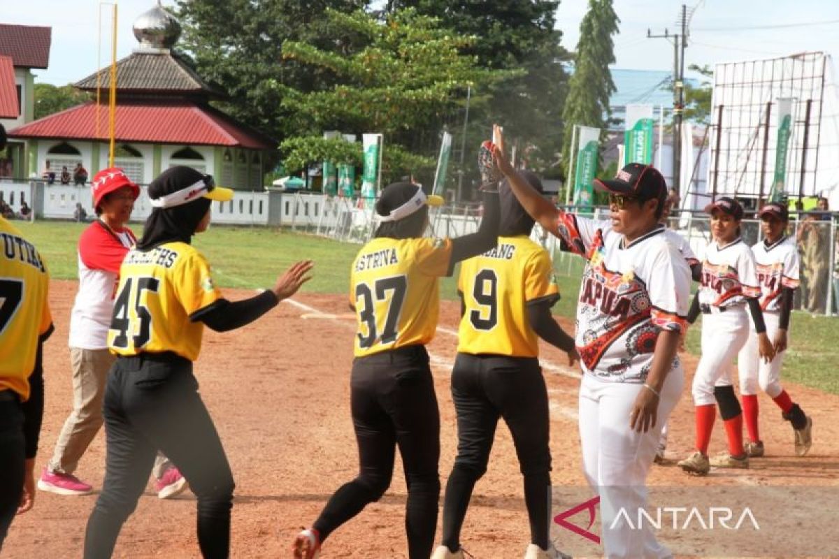 Kalah dari Sultra, Sofbol puteri Papua kehilangan fokus pertandingan