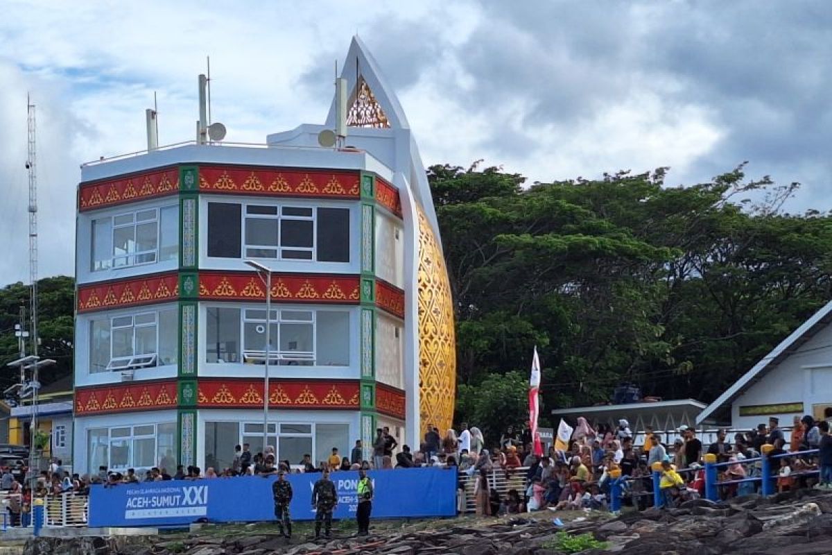 Dayung - Kondisi angin dan gelombang kencang, final canoeing ditunda