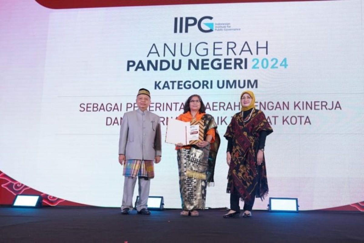 Kota Kediri terima penghargaan Anugerah Pandu Negeri 2024