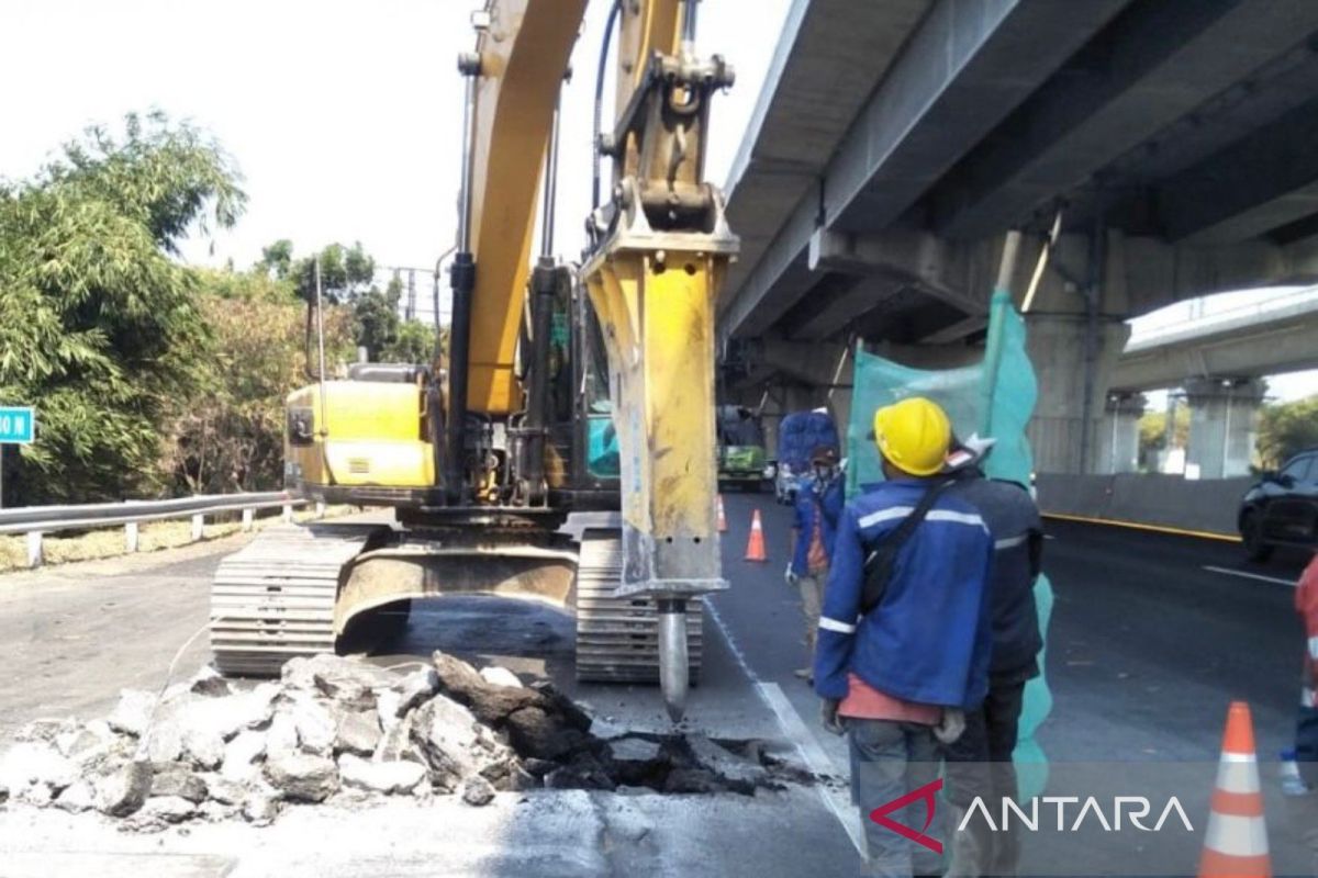 Jasamarga Transjawa rekonstruksi jembatan dan jalan Tol Jakarta-Cikampek