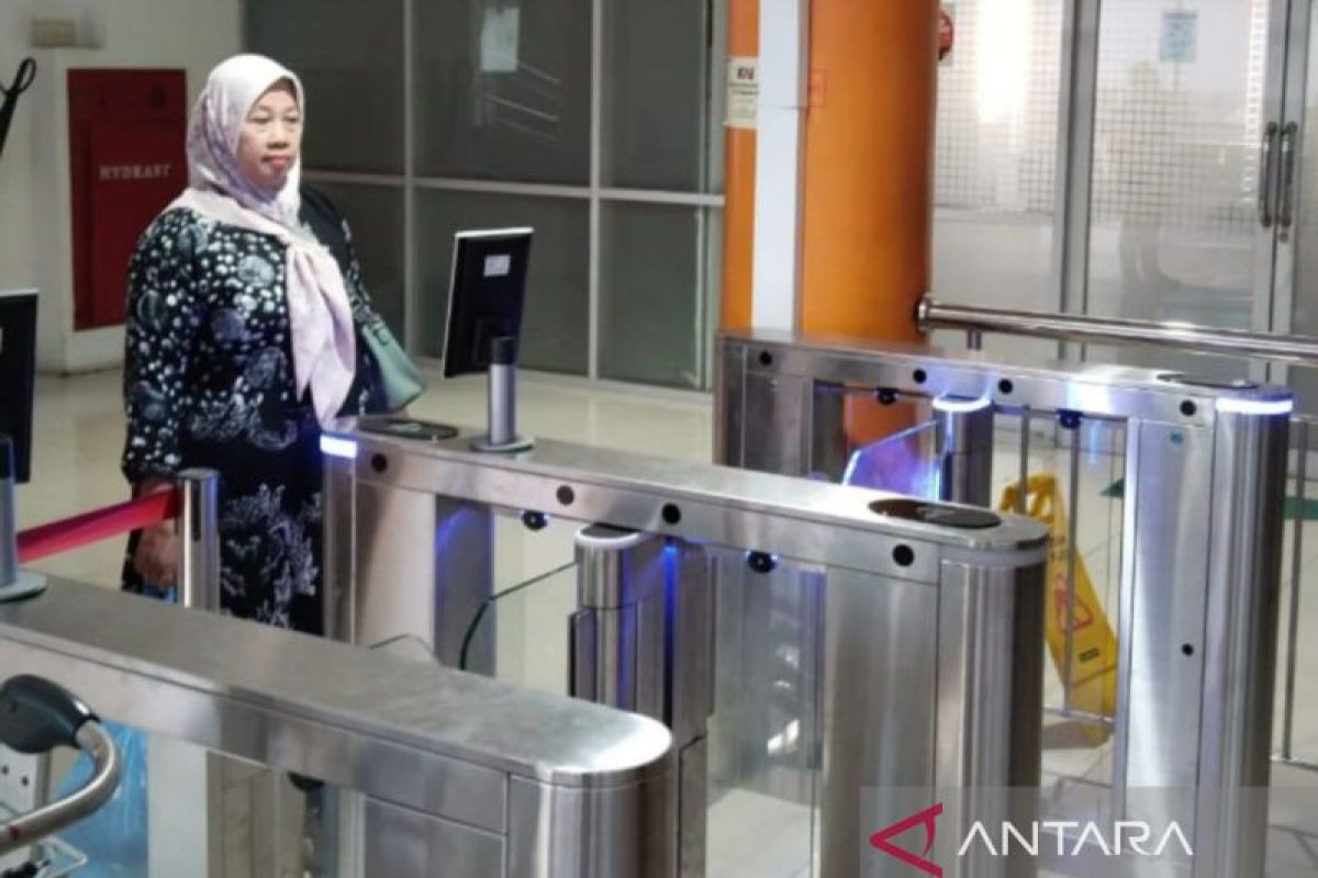 Ini teknologi Face Recognition Boarding Gate di Stasiun KA Medan