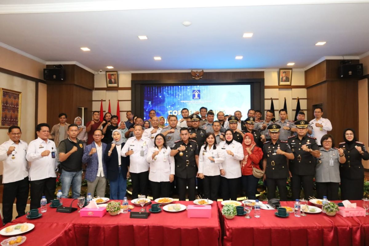 Coffee Morning Bersama Insan Pers, Elly Yuzar Perkenalkan Diri sebagai Kakanwil Kemenkumham Jambi yang Baru