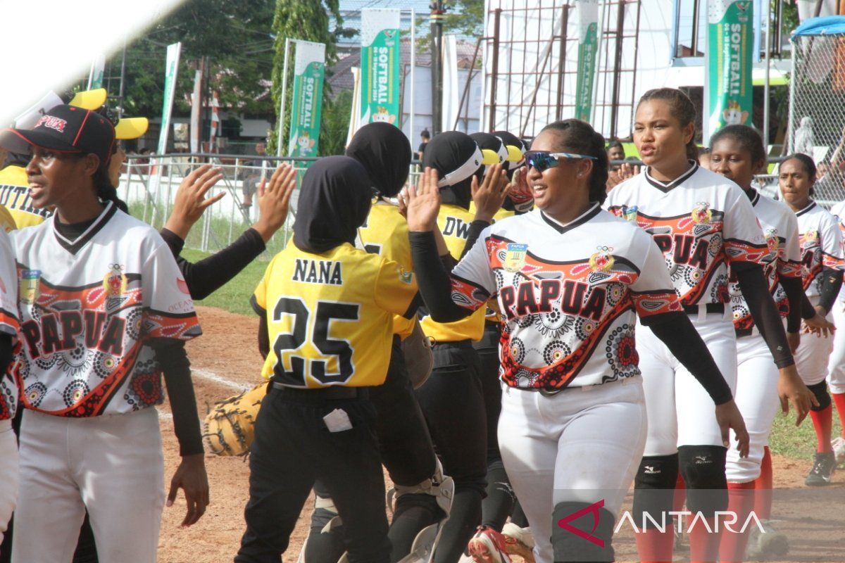 Kalahkan Jawa Barat, Sofbol puteri Papua amankan tiket grand final PON Aceh-Sumut 2024