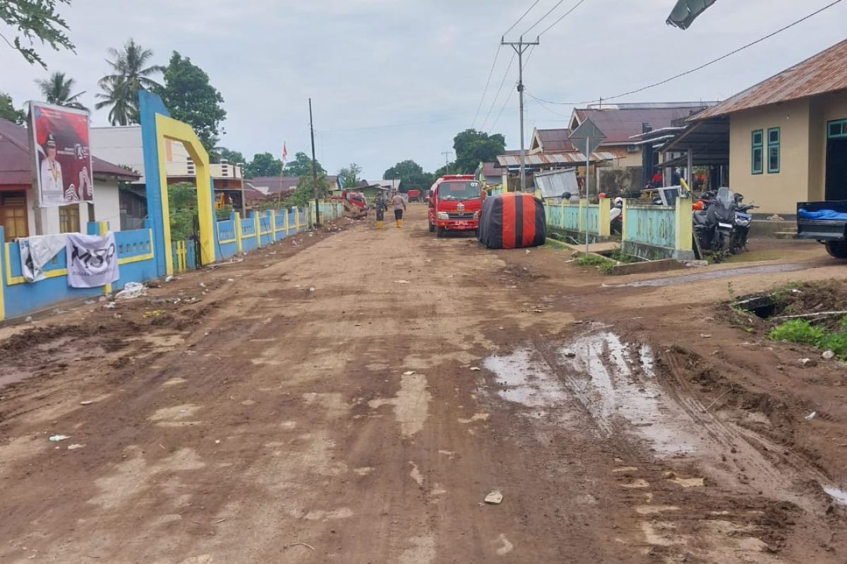 Pemkot perpanjang tanggap darurat  usai banjir Ternate